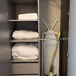 Happy Exclusive Studio, Self Check In, Parking アパート